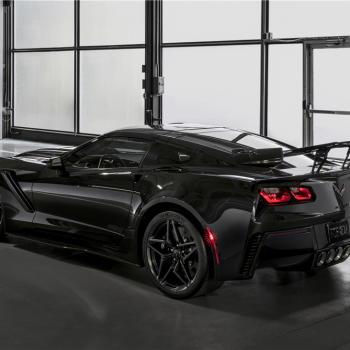 GM and Barrett-Jackson Auction First 2019 ZR1 Corvette for Tunnel to Towers